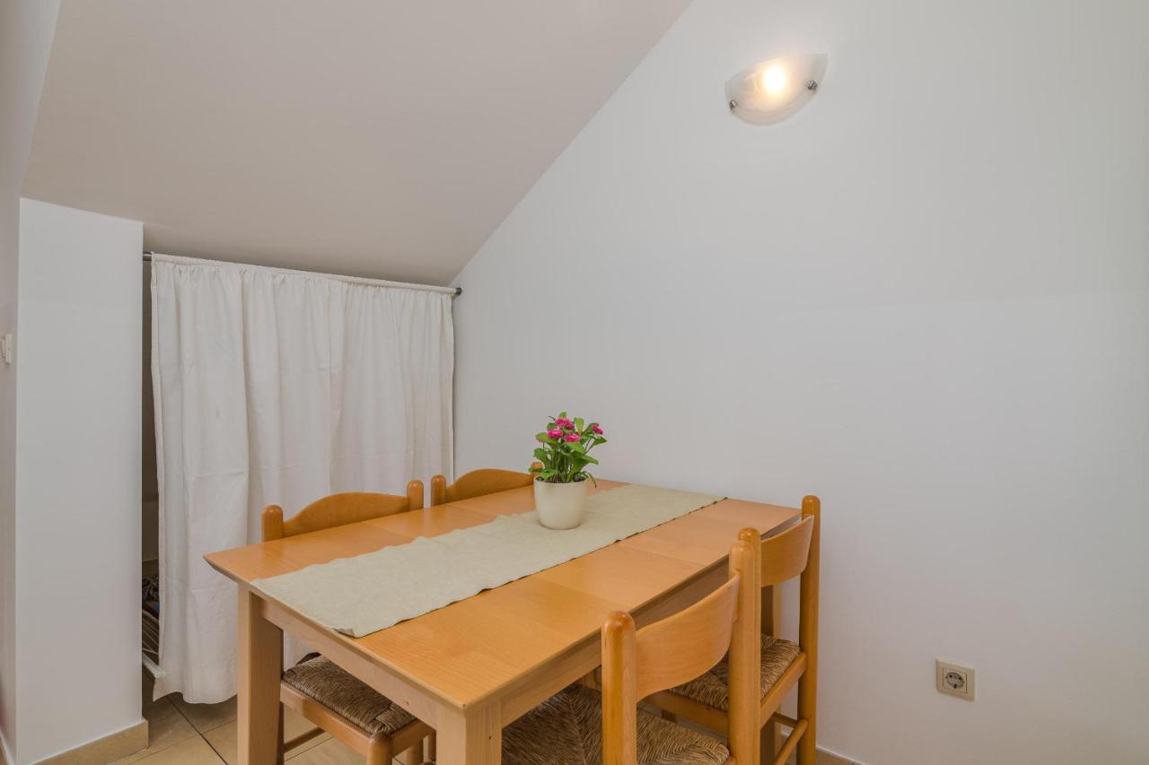 Apartments Celeste Klimno Buitenkant foto